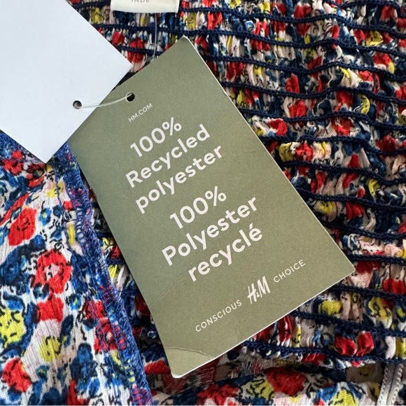 NWT! V-Neck Gather Front and Smocked Back Dainty Floral Top with Ties on Cuff - Picture 3 of 10